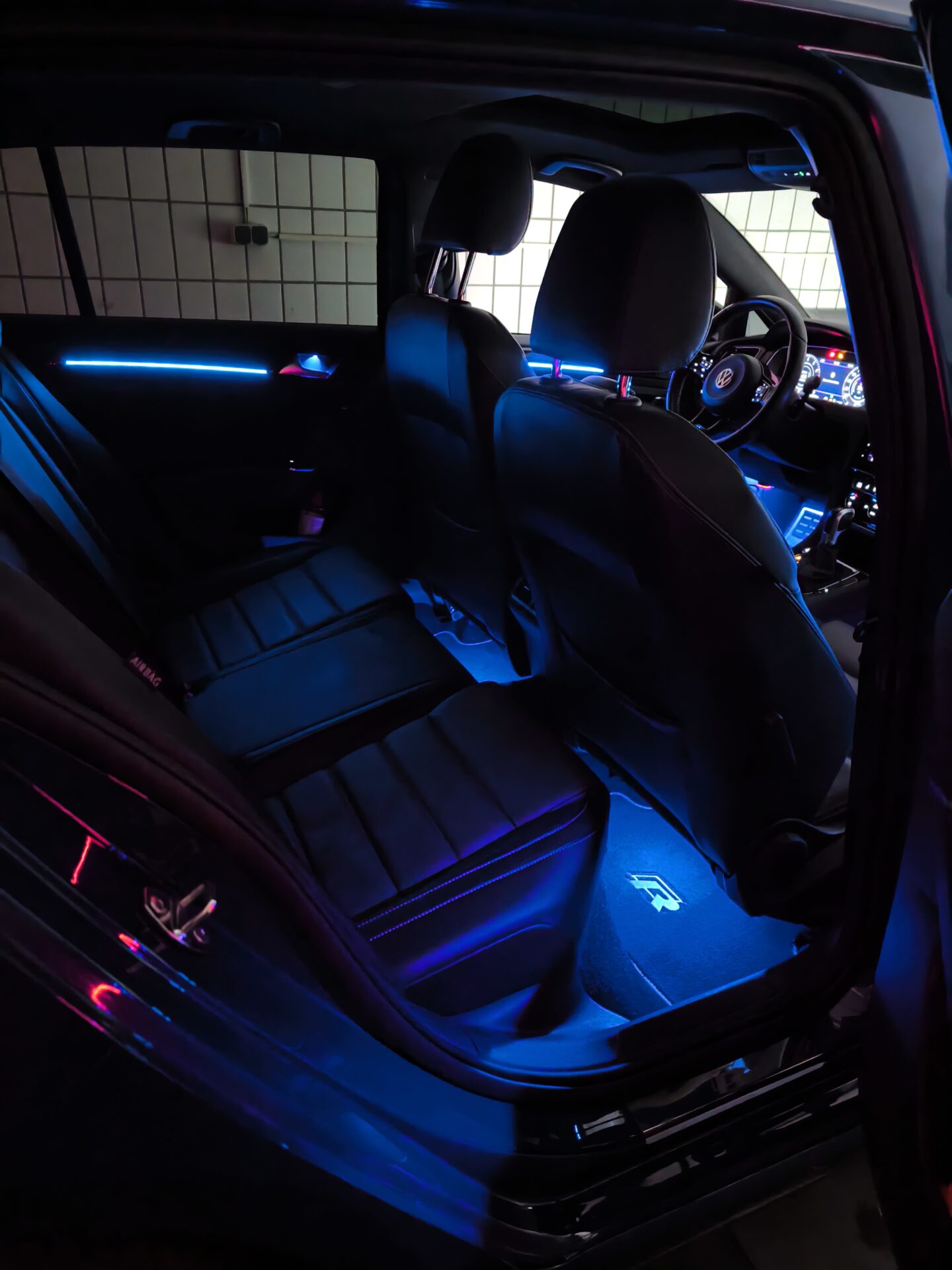 VW Golf 7 Ambientelicht Nachrüstung – Bild 6