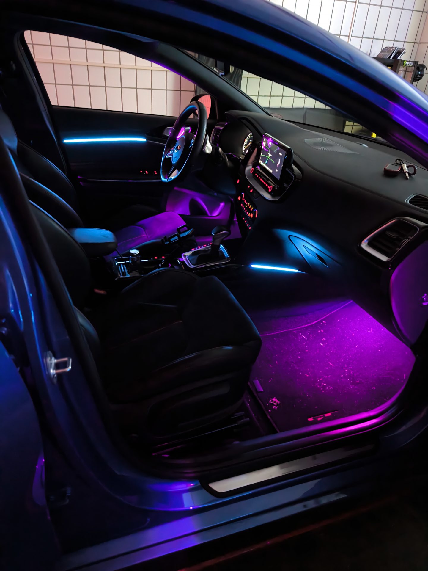 Kia ProCeed / Ceed / GT Ambientelicht Nachrüstung – Bild 4