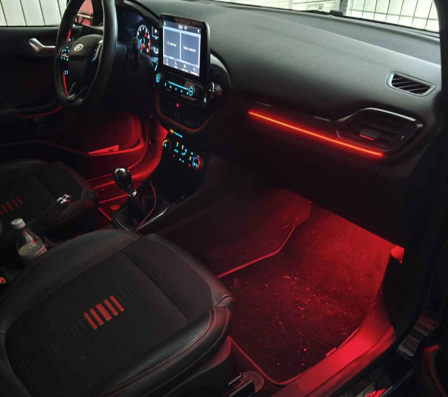 Ford Fiesta ST Line MK8 Ambientebeleuchtung – Bild 6