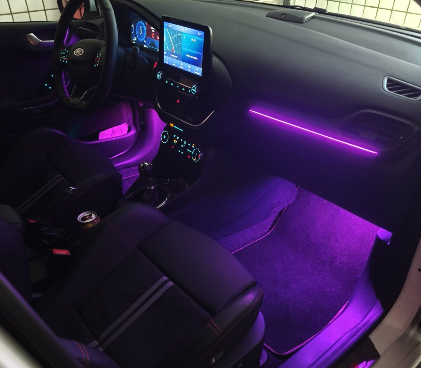 Ford Fiesta ST Line MK8 Ambientebeleuchtung – Bild 11